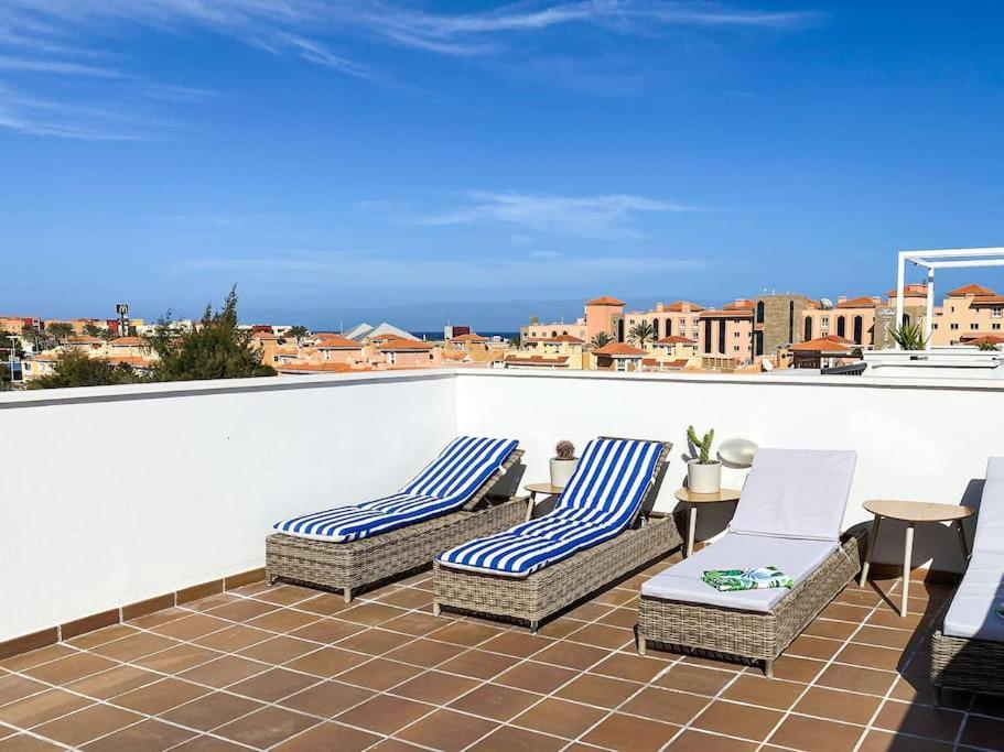 Sunny Luxury Apartment With Two Great Sunny - Level Terraces, Two Swimming Pools, In A New Complex Pueblo Majorero, Close To Fuerteventura Golf Club, Next To The Beach , Atlantico Shopping Mall And Casino In Калета-де-Фусте Экстерьер фото
