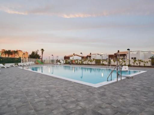 Sunny Luxury Apartment With Two Great Sunny - Level Terraces, Two Swimming Pools, In A New Complex Pueblo Majorero, Close To Fuerteventura Golf Club, Next To The Beach , Atlantico Shopping Mall And Casino In Калета-де-Фусте Экстерьер фото